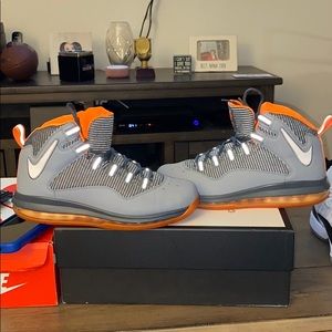 Size 10 Nike Air Max Darwin Dennis Rodman’s 2011